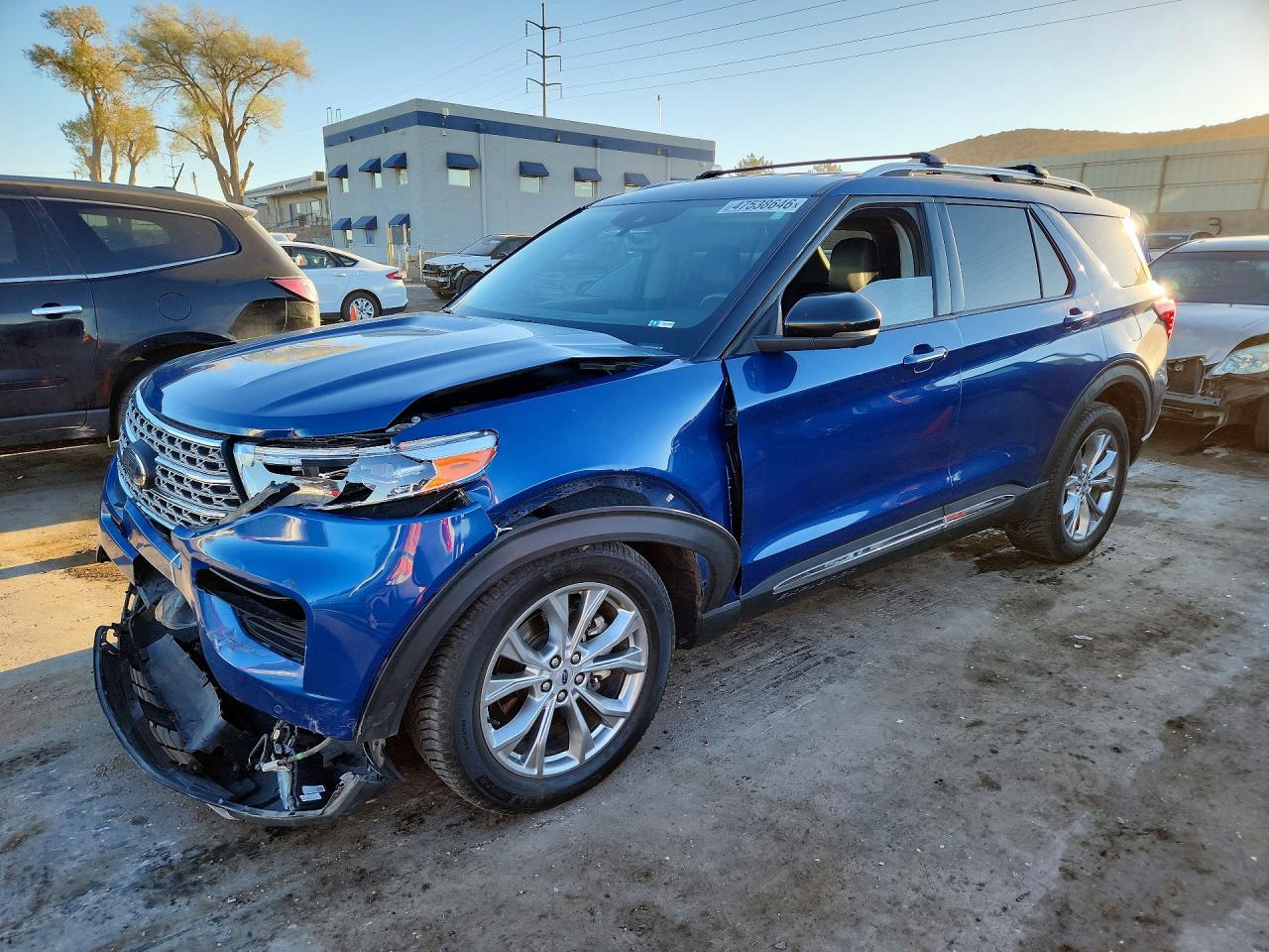 Salvage Ford Explorer Image