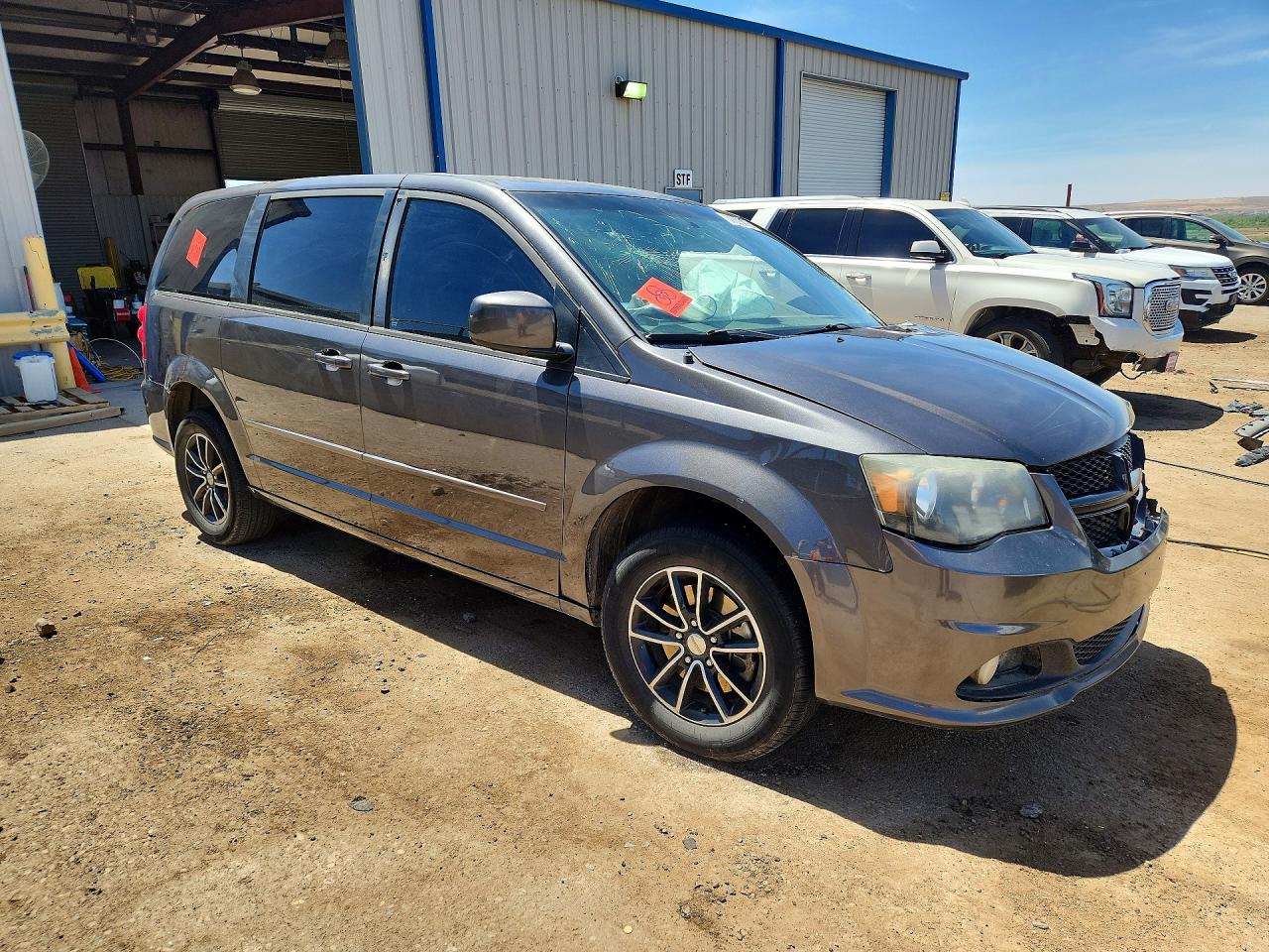Dodge Caravan Sxt