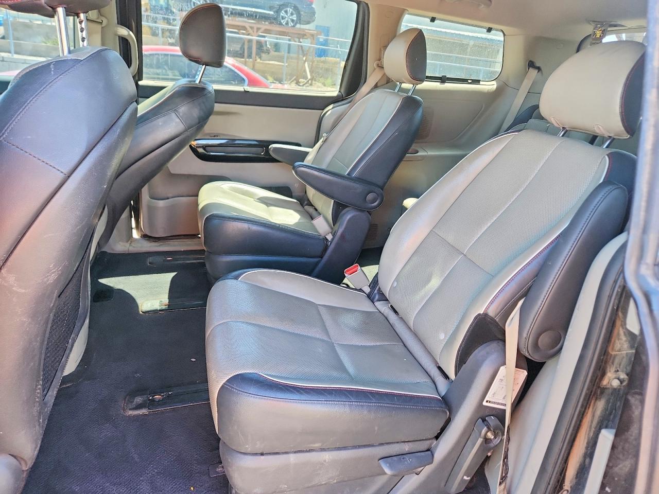 Kia Sedona Sx