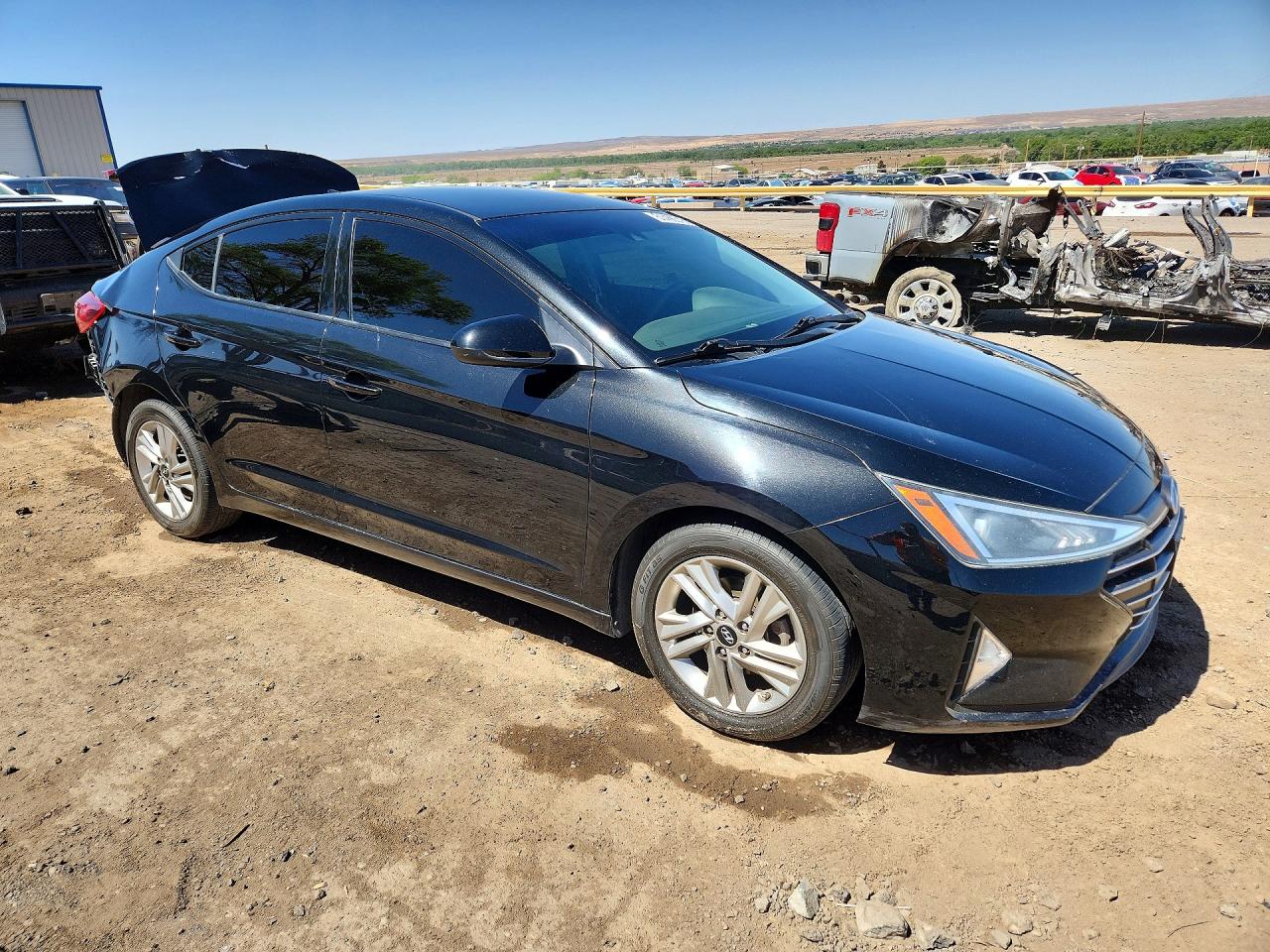 Hyundai ELANTRA Sel