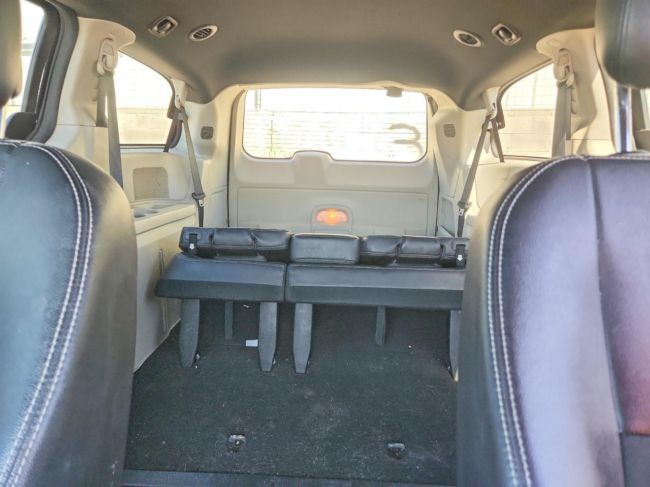 Dodge Caravan Sxt