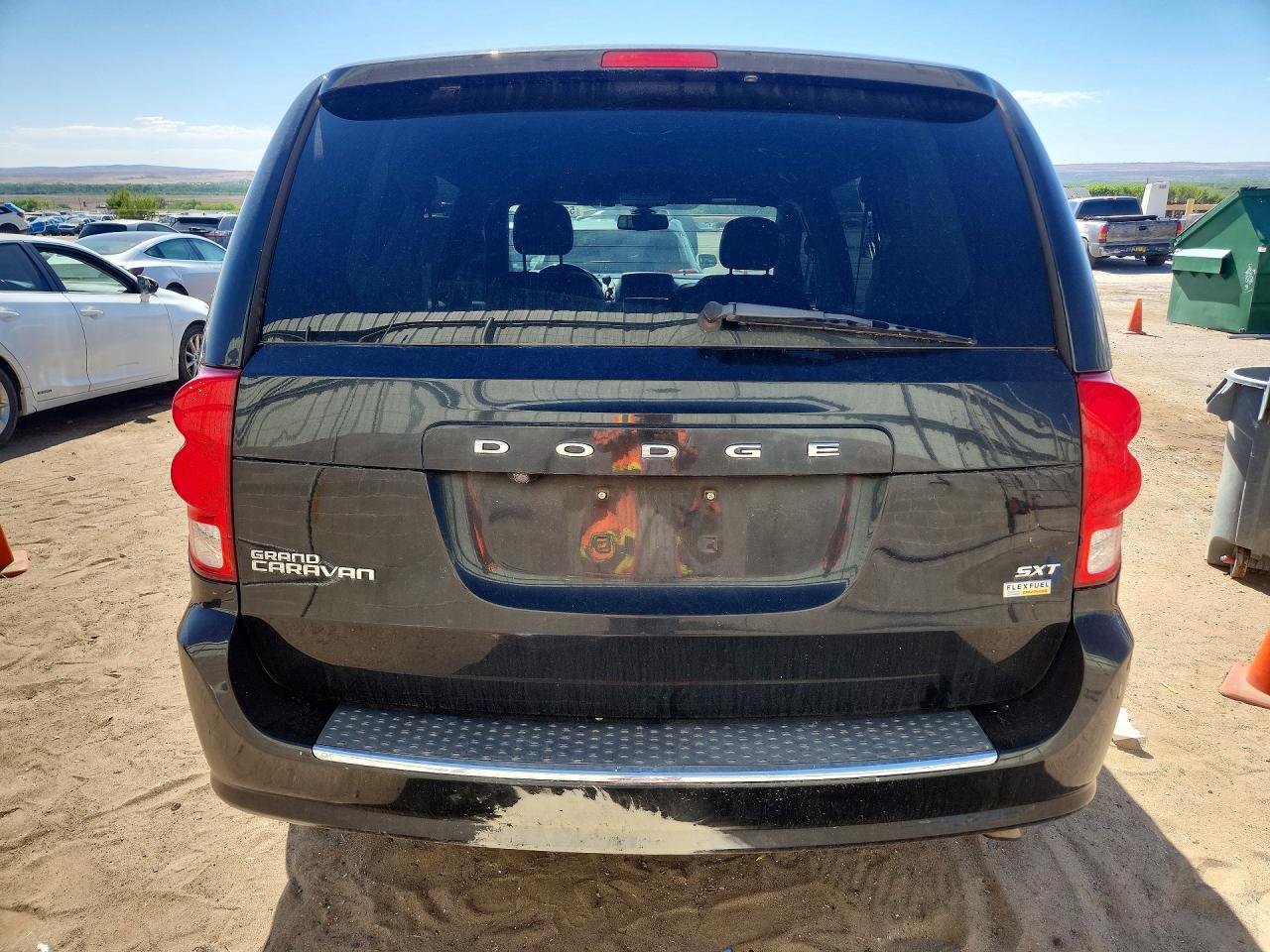 Dodge Caravan Sxt