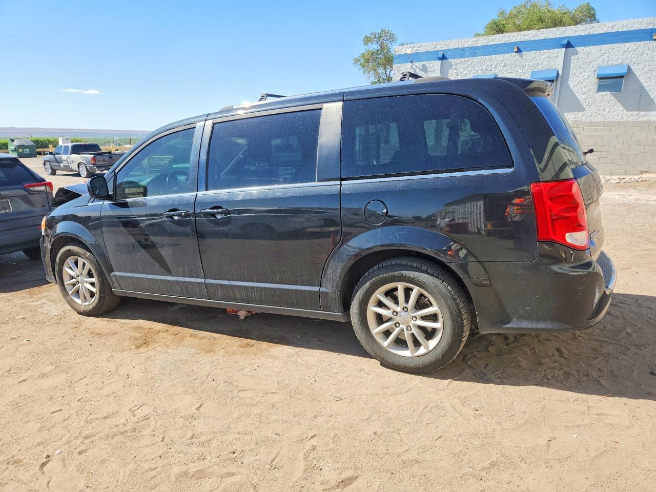 Dodge Caravan Sxt