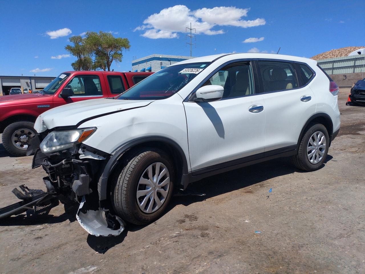 Salvage Nissan Rogue Image