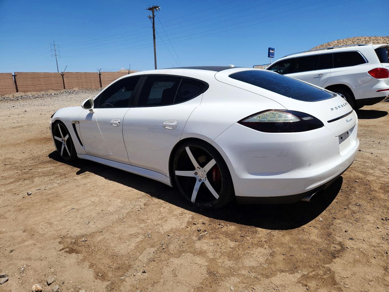 Porsche Panamera 2