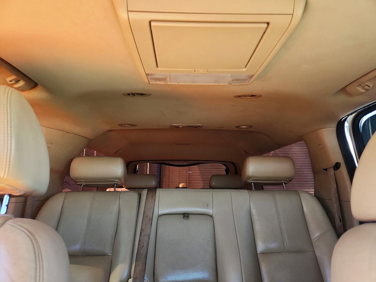 Chevrolet Suburban C1500