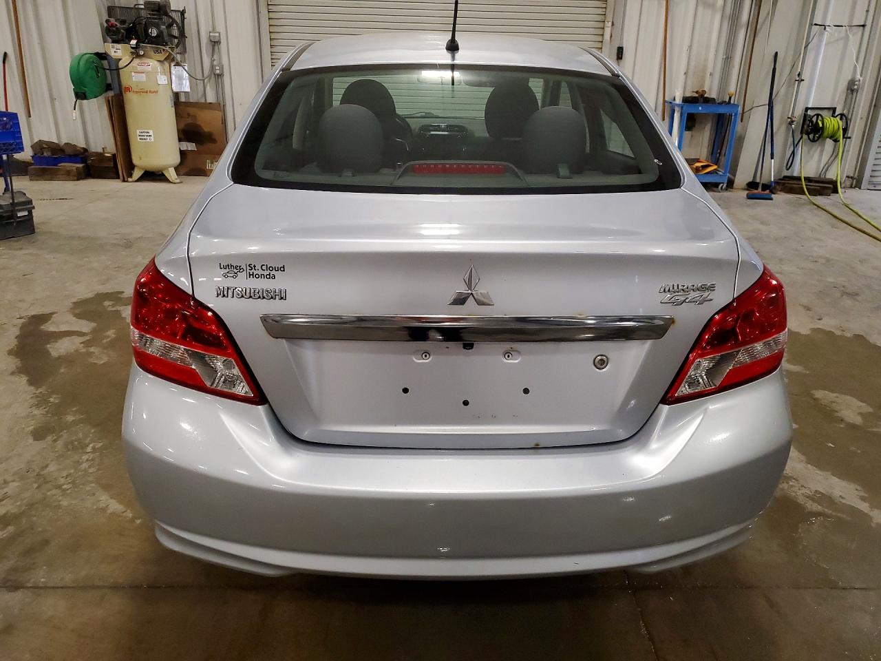Mitsubishi Mirage G4 Es
