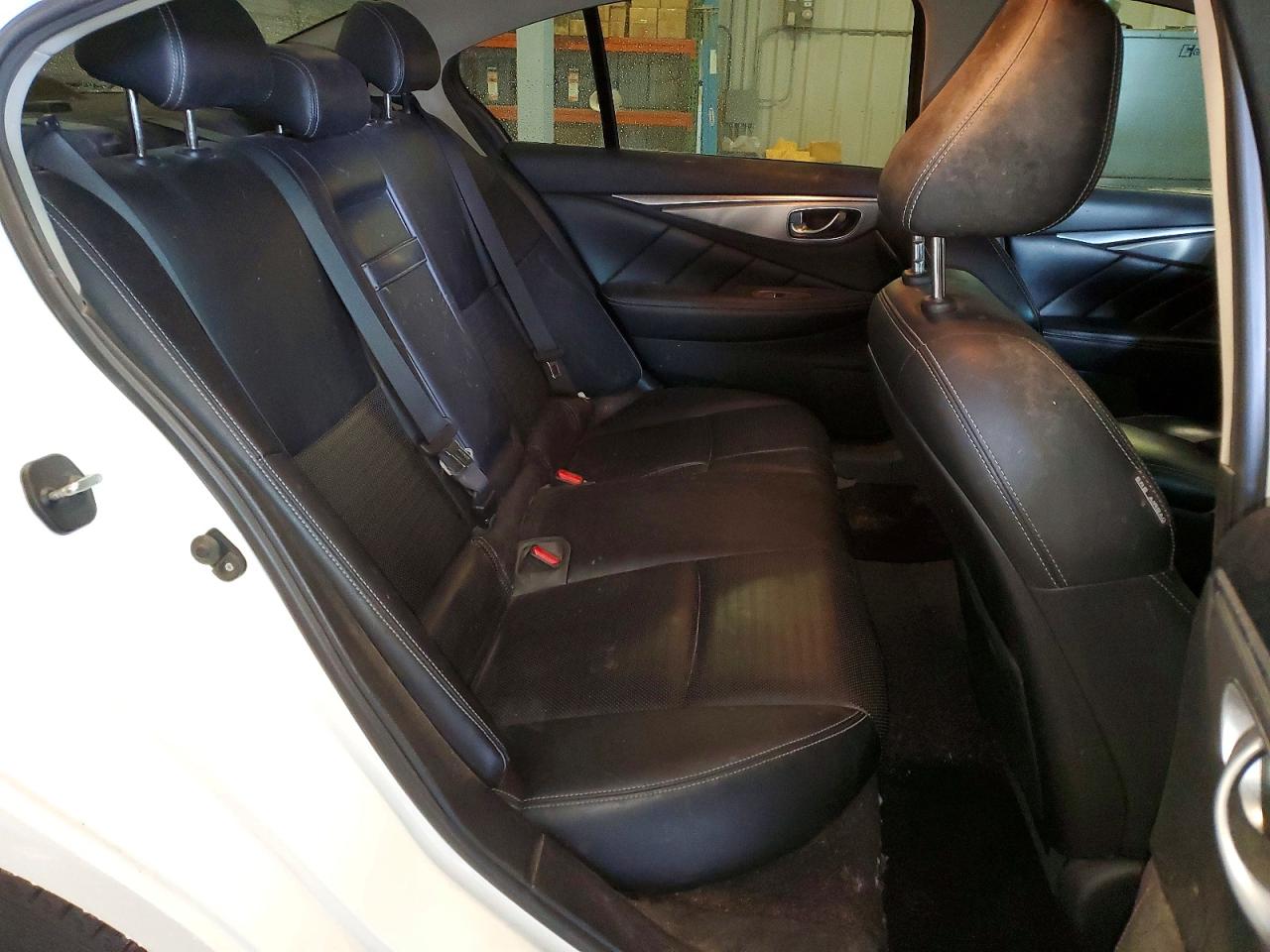 INFINITI Q50 3.0t S 3.0t Sport