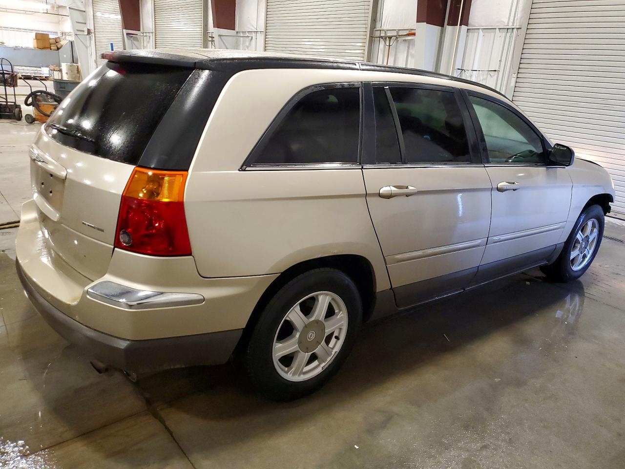 Chrysler Pacifica Touring