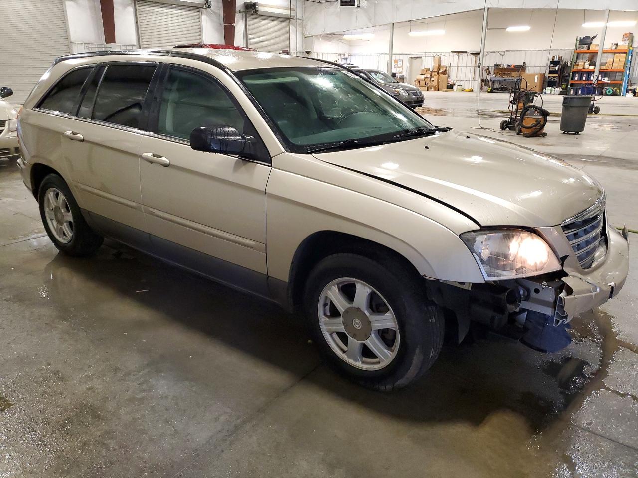 Chrysler Pacifica Touring