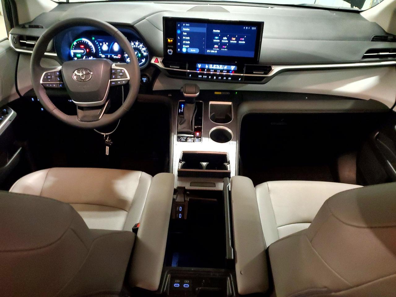 Toyota Sienna Xle 7-passenger