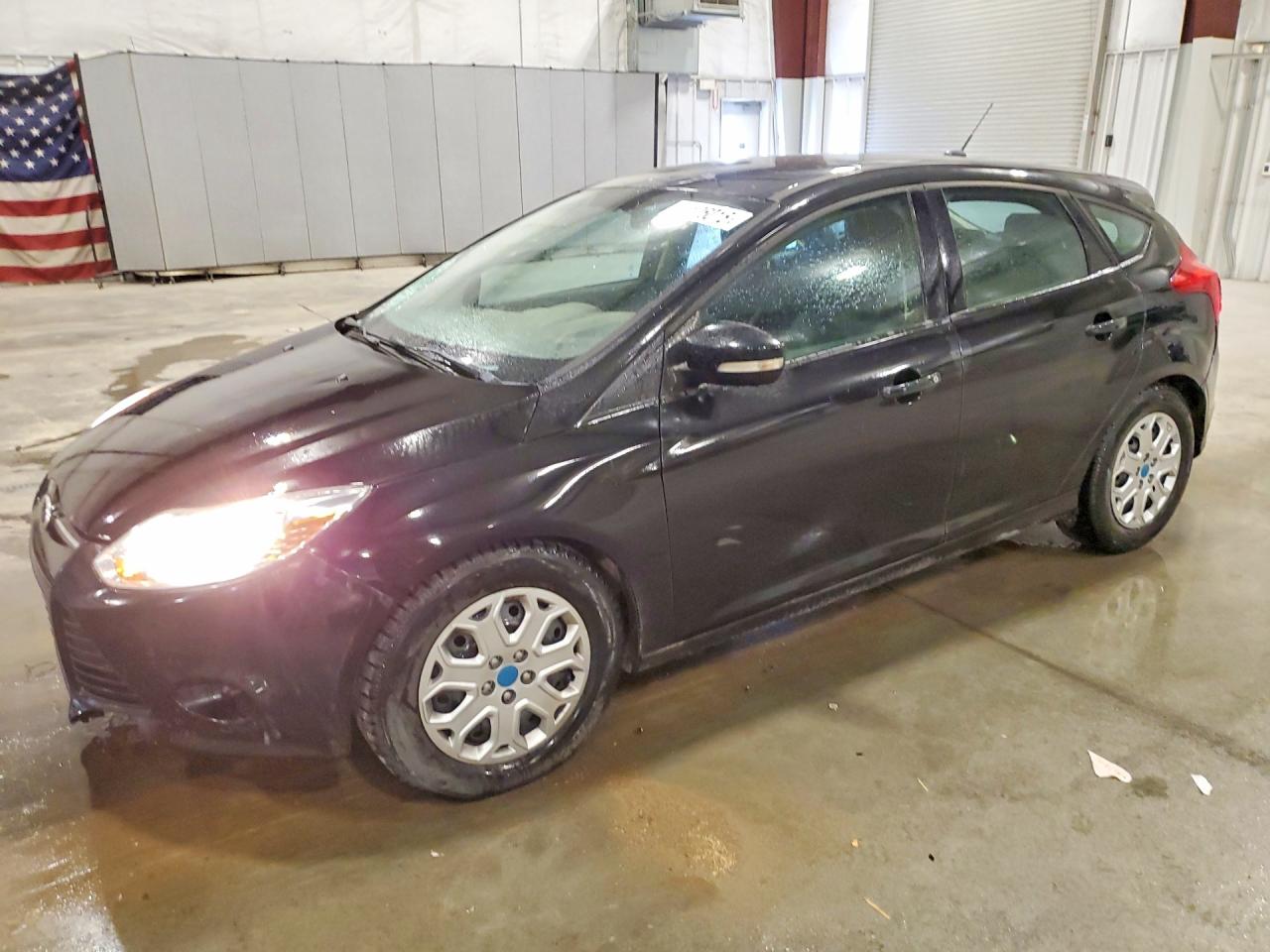 Salvage Ford Focus Image