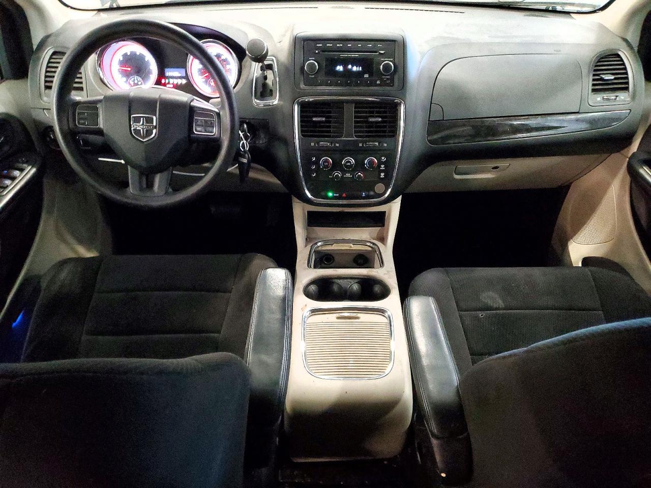 Dodge Caravan Sxt