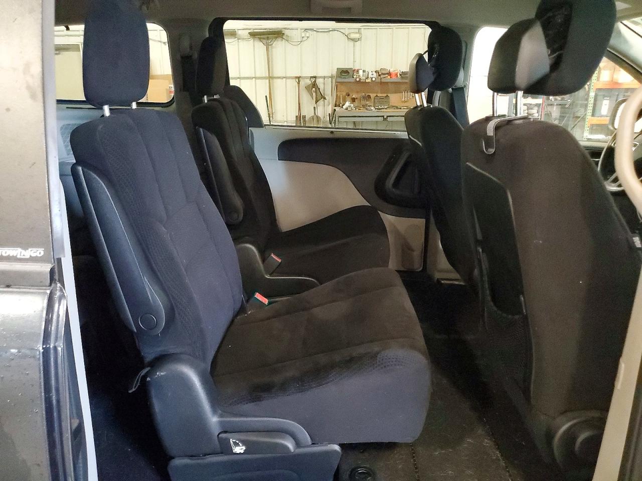 Dodge Caravan Sxt