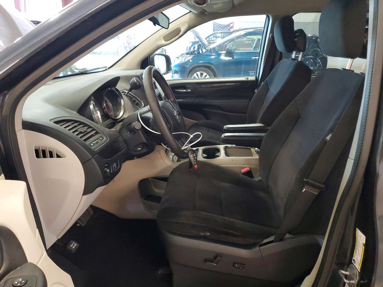 Dodge Caravan Sxt