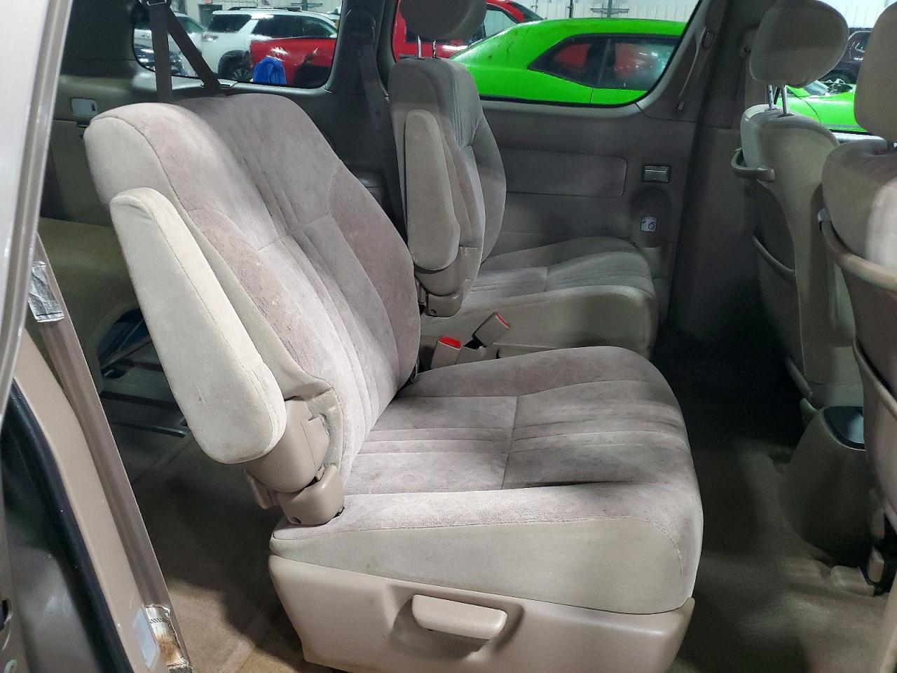 Toyota Sienna Le