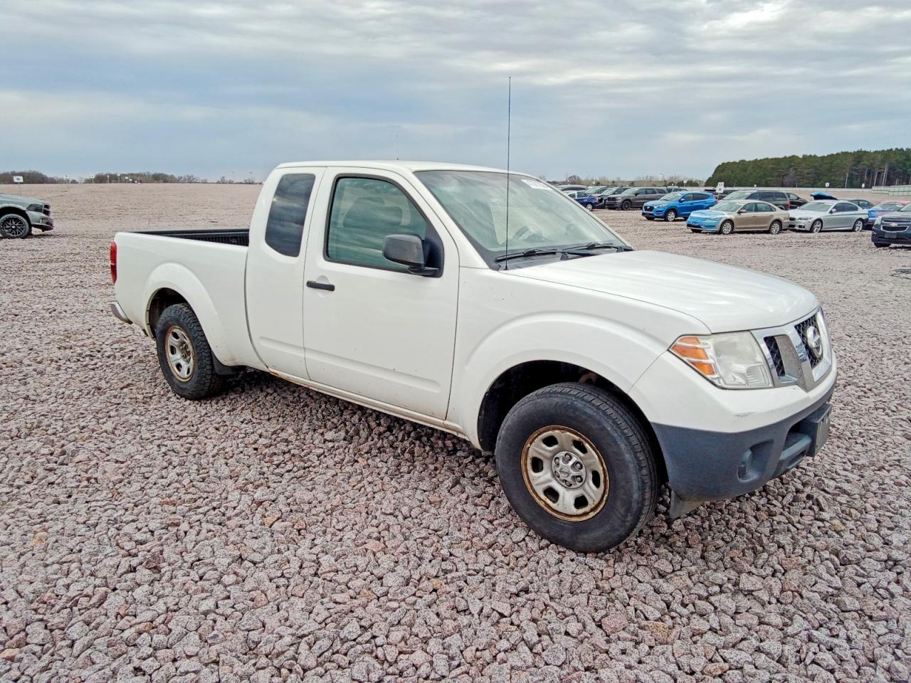 Nissan Frontier S