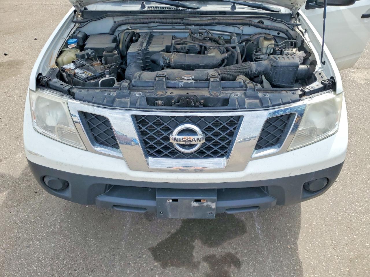 Nissan Frontier S