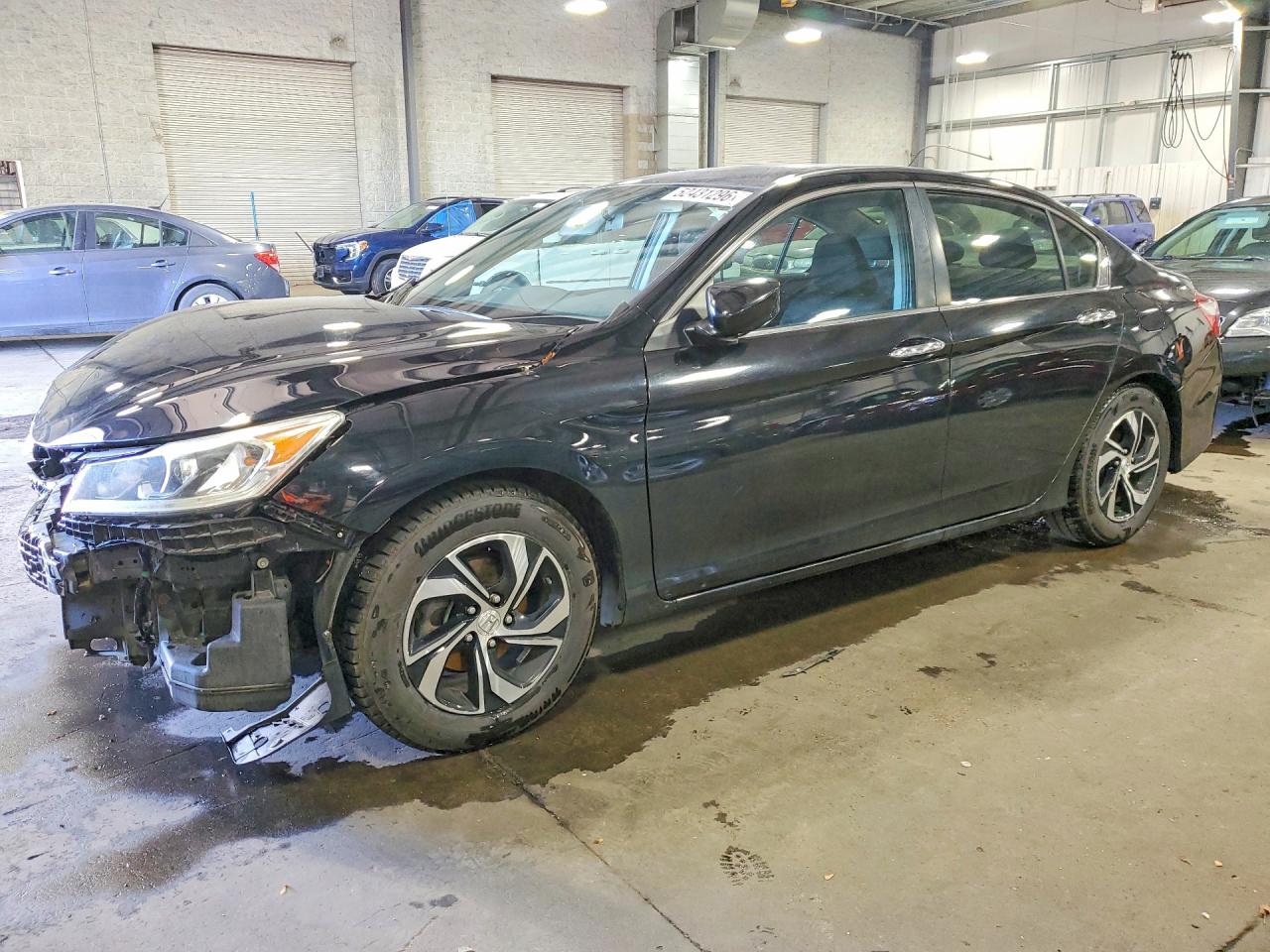 Salvage Honda Accord Image
