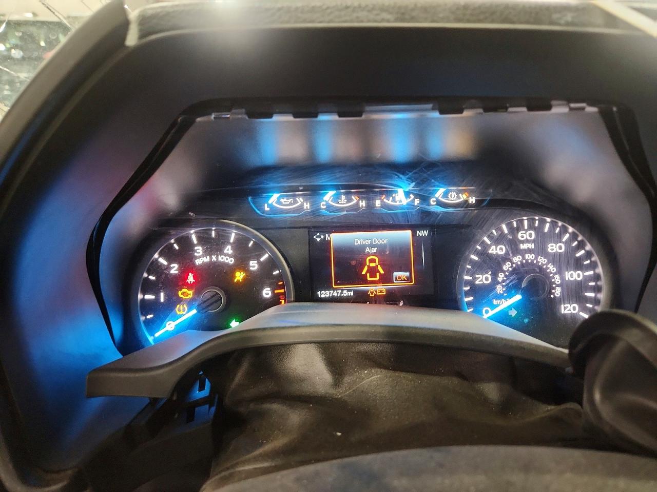 Ford F-150 Super Cab