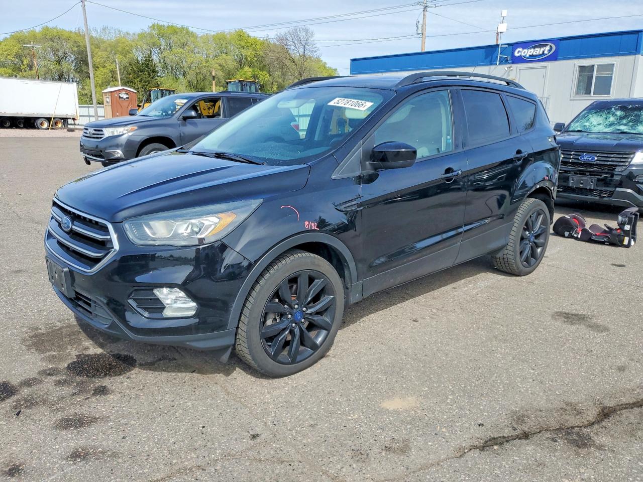 Salvage Ford Escape Image