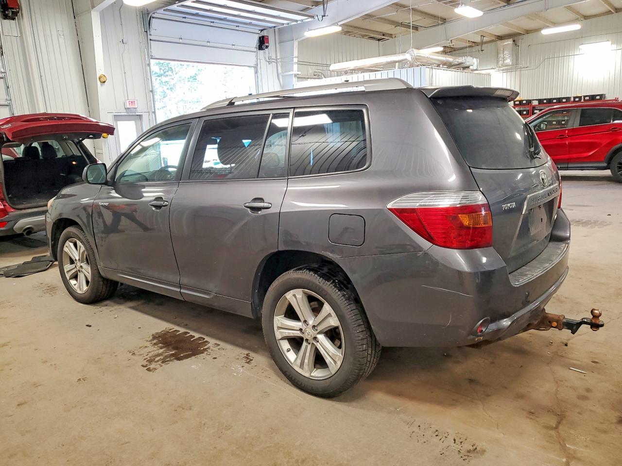 Toyota Highlander Sport