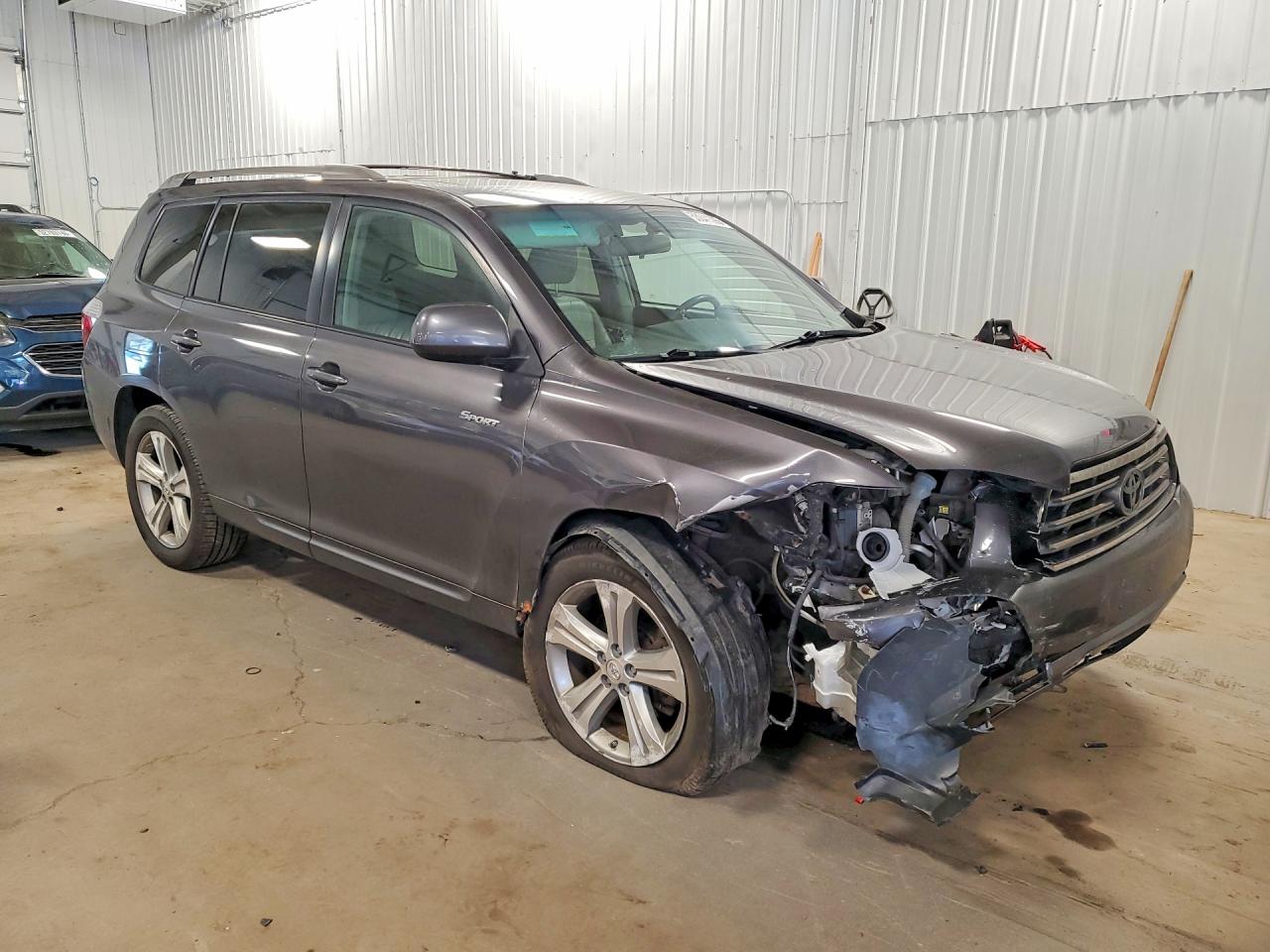 Toyota Highlander Sport