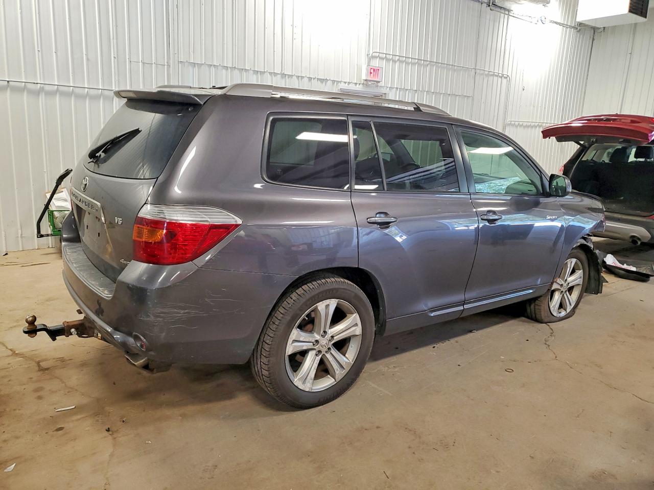 Toyota Highlander Sport