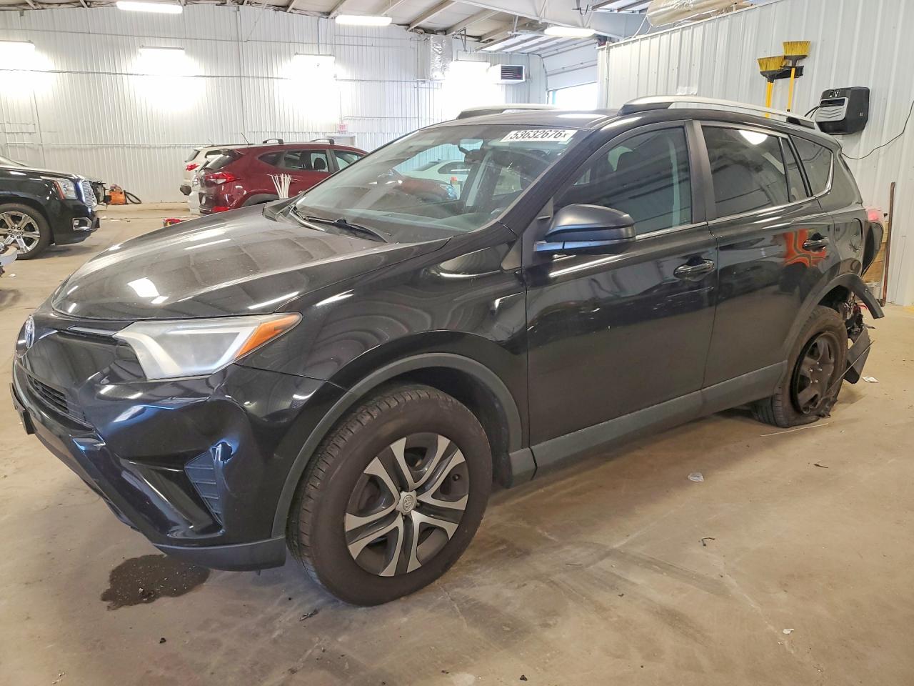 Salvage Toyota RAV4 Image