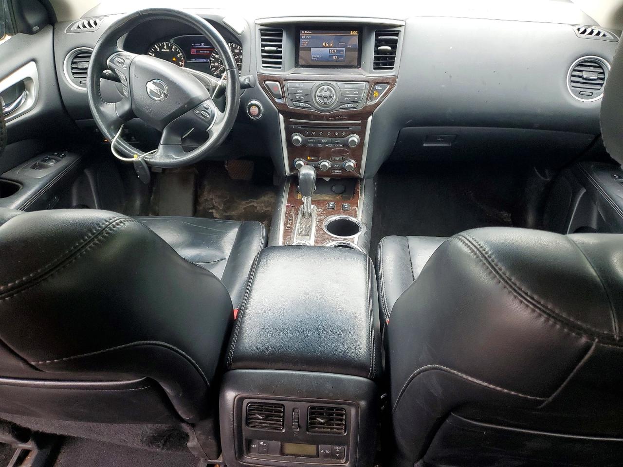Nissan Pathfinder Sl