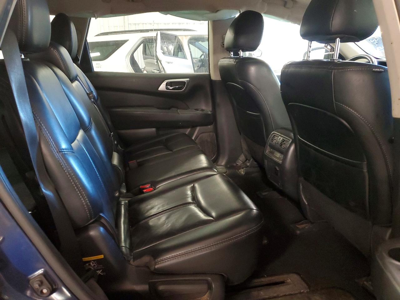 Nissan Pathfinder Sl