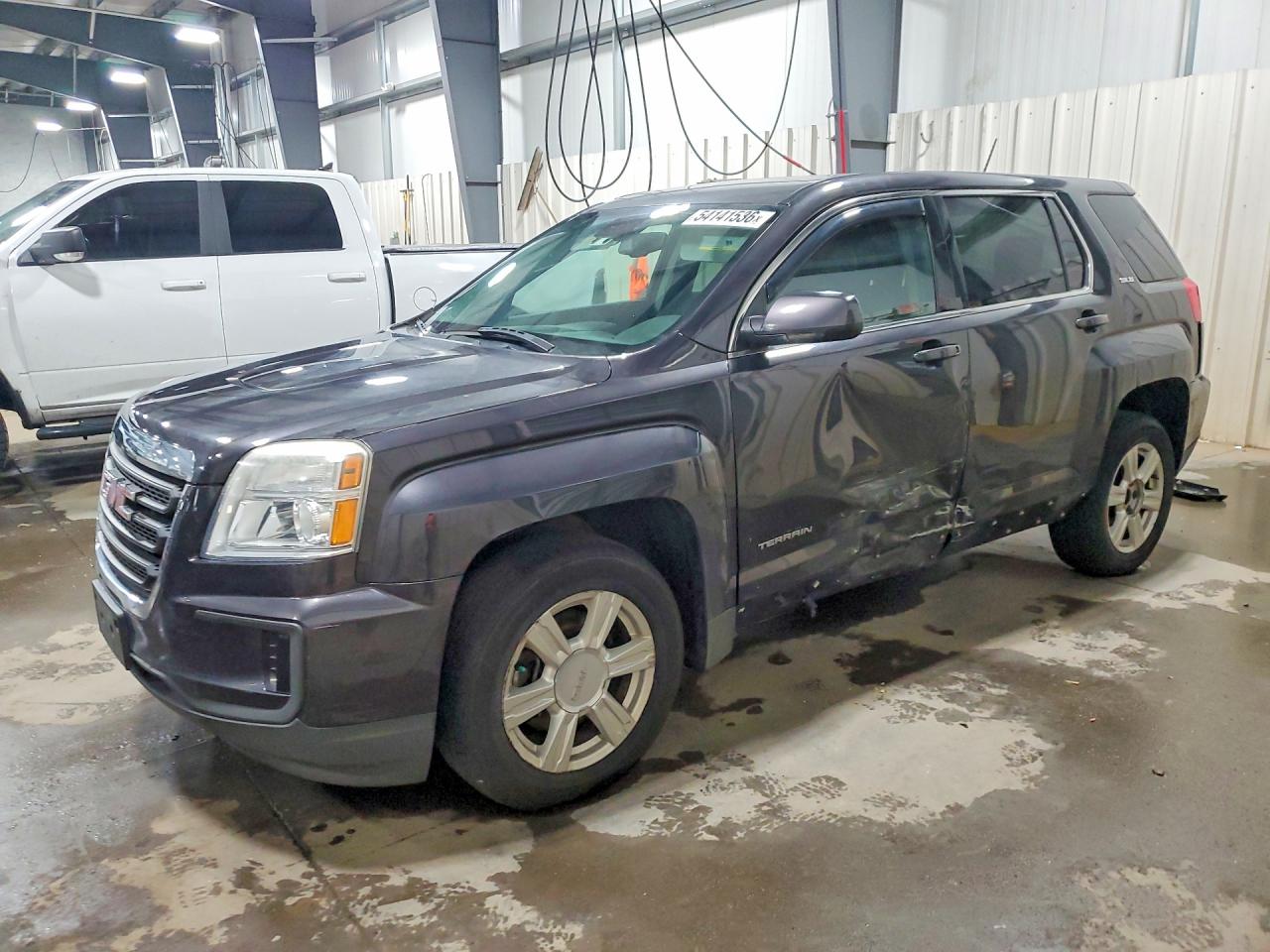 Salvage GMC Terrain Image