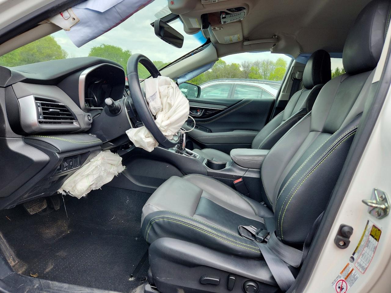 Subaru Outback Onyx Edition Xt