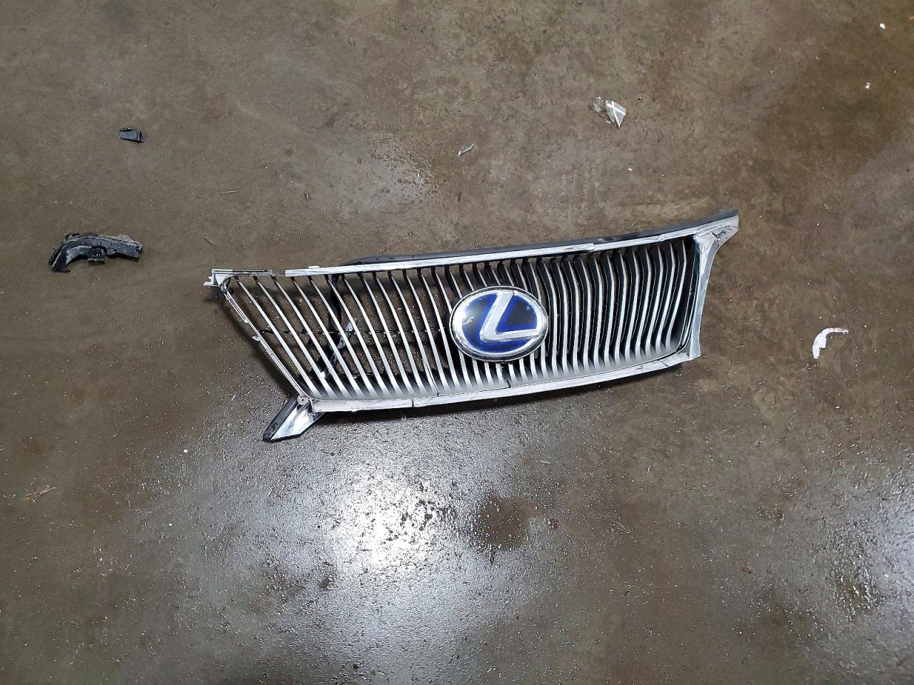 Lexus RX Base