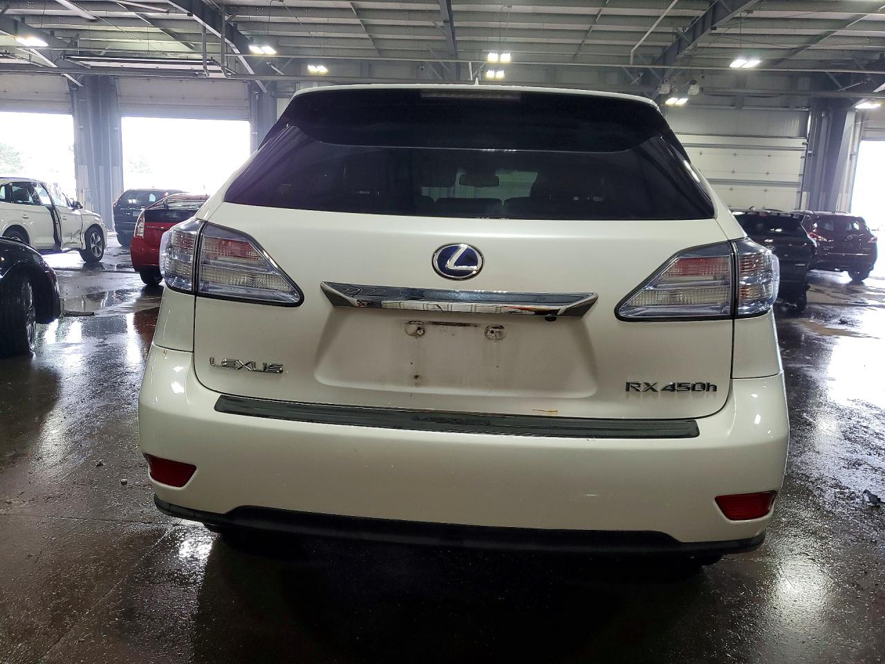 Lexus RX Base