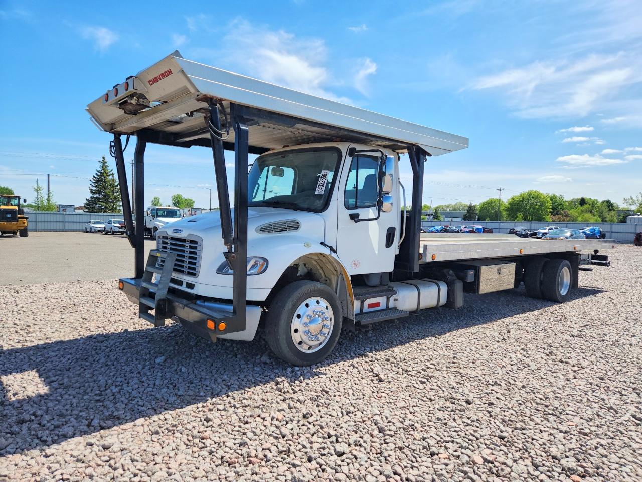 Salvage Freightliner M2 Image