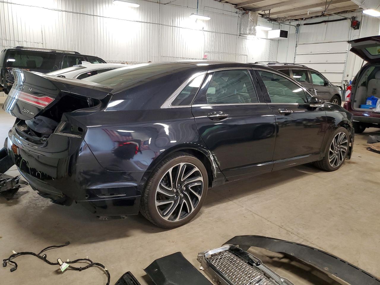 Lincoln MKZ Reserve