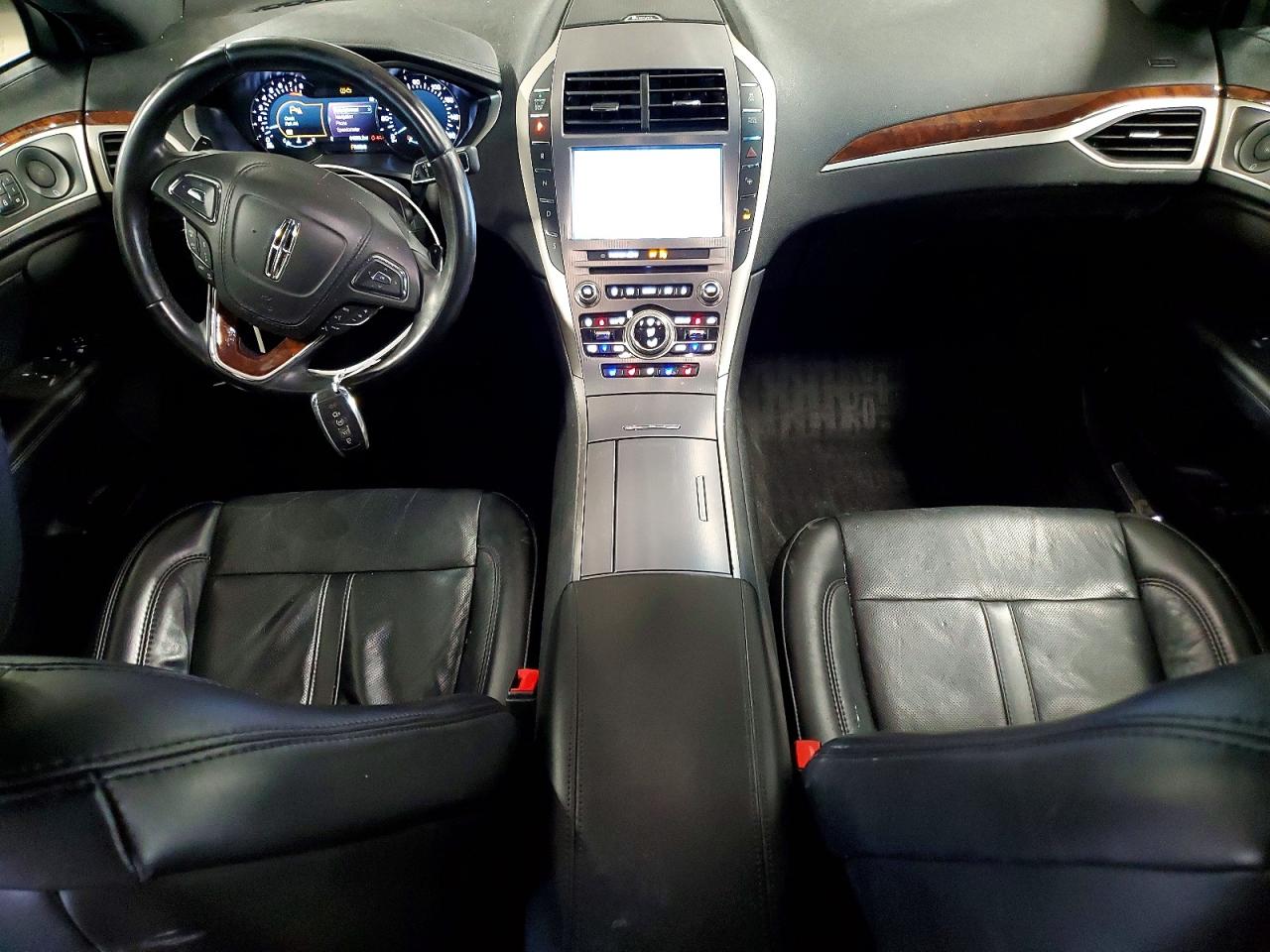 Lincoln MKZ Reserve