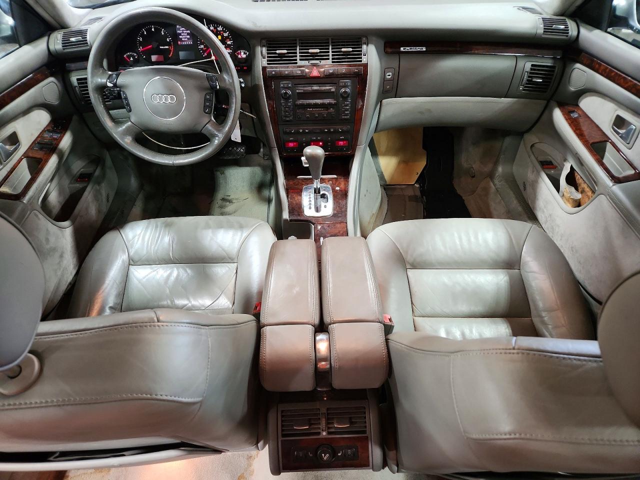 Audi A8 L Quattro
