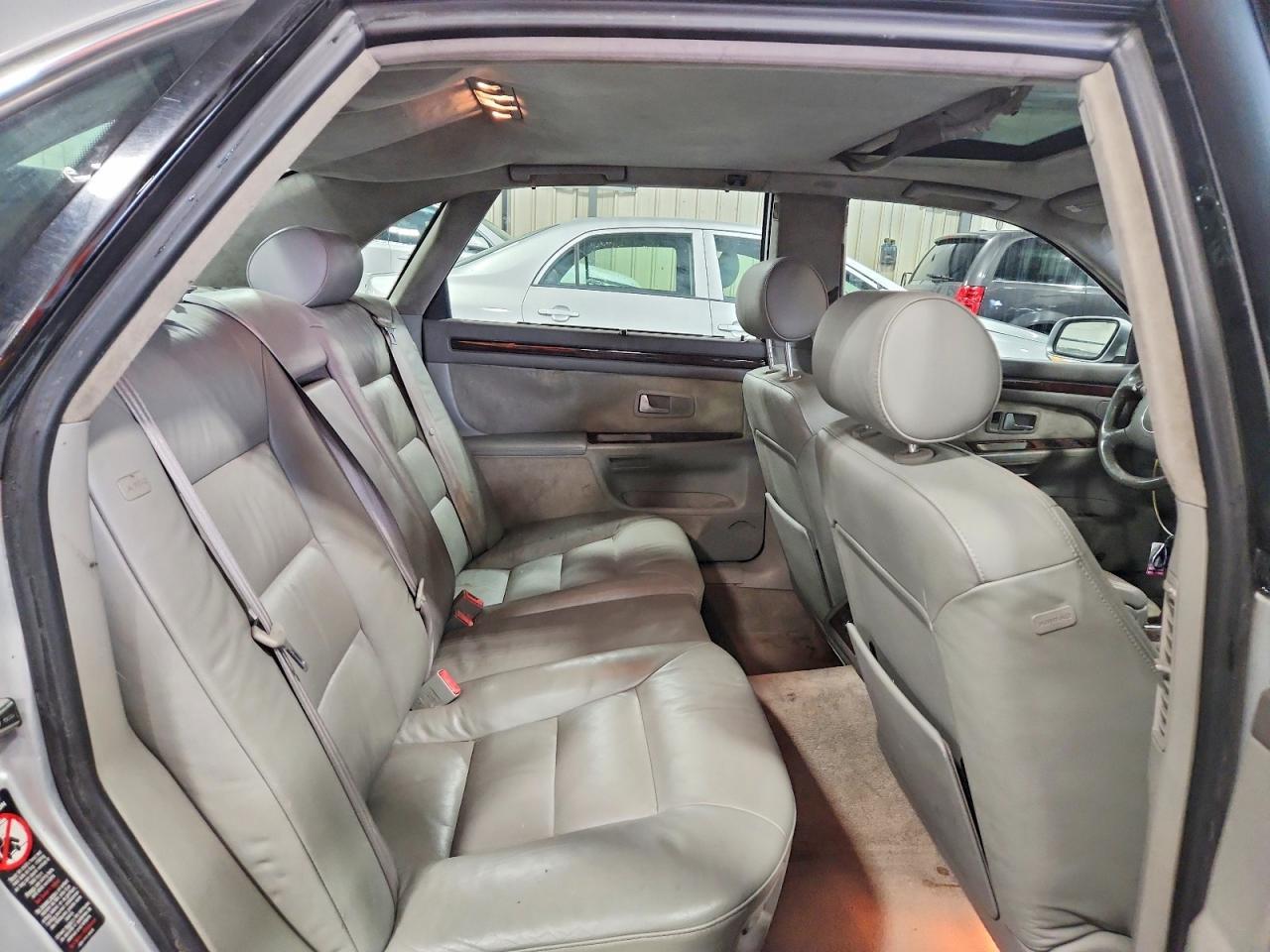 Audi A8 L Quattro