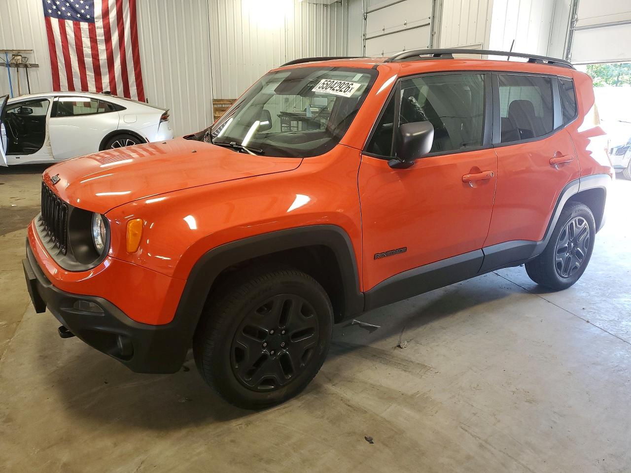 Salvage Jeep Renegade Image