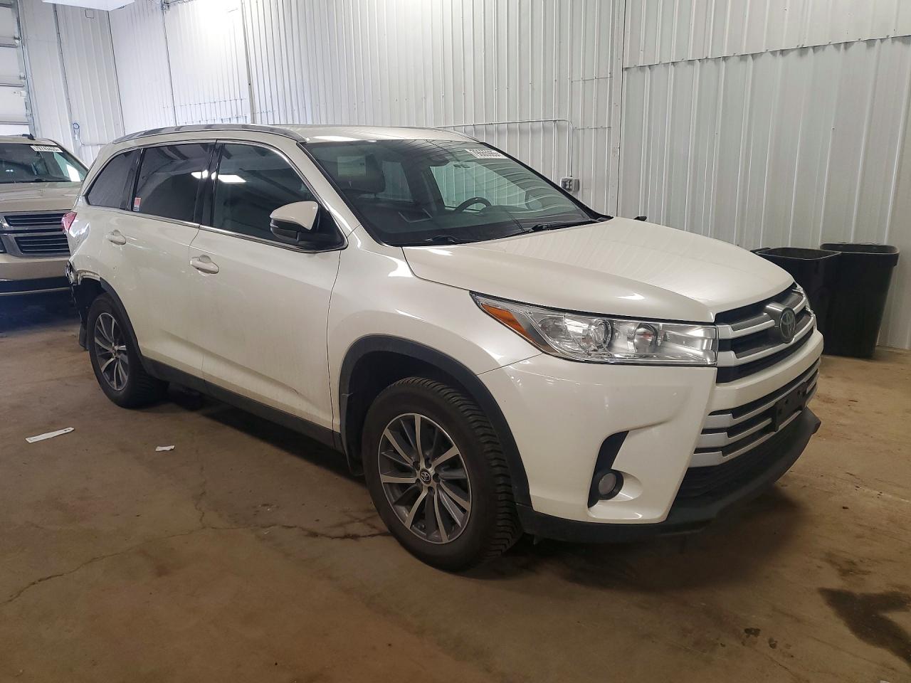 Toyota Highlander Xle