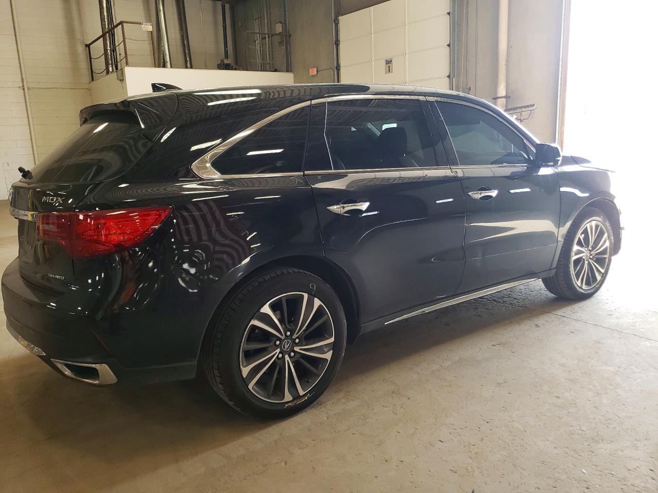 Acura MDX Technology