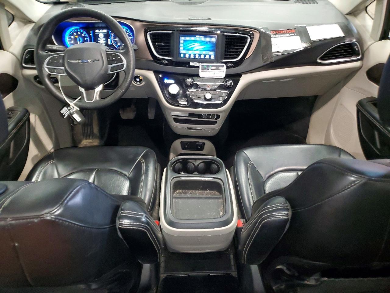 Chrysler Minivan Lxi