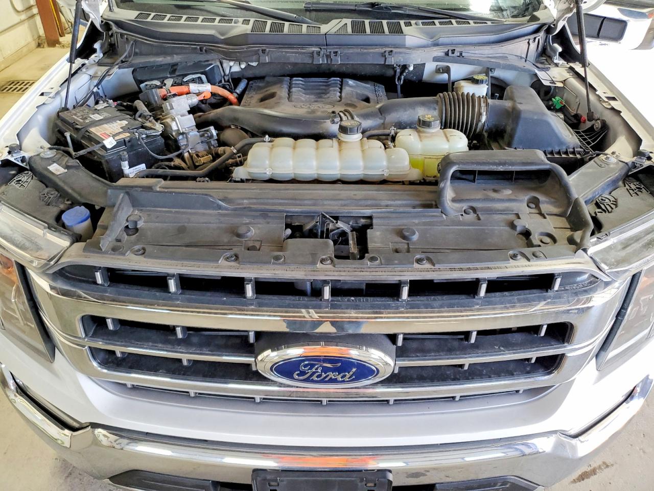 Ford Other Lariat