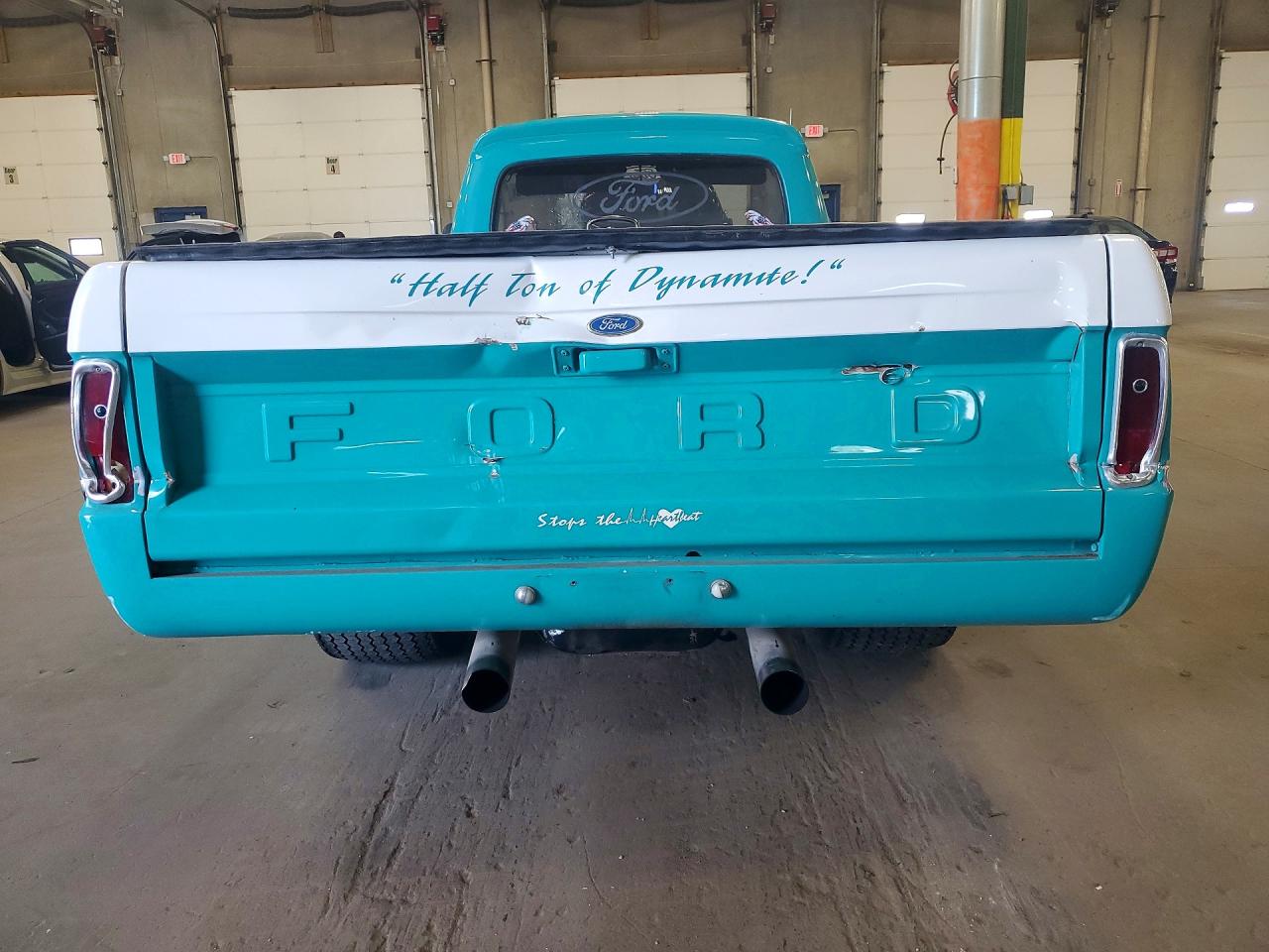Ford F-100