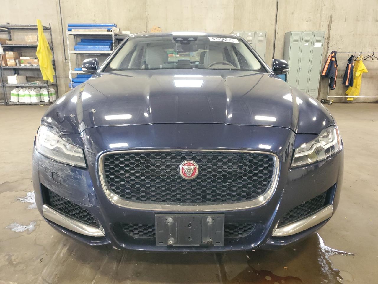 Jaguar XF Prestige