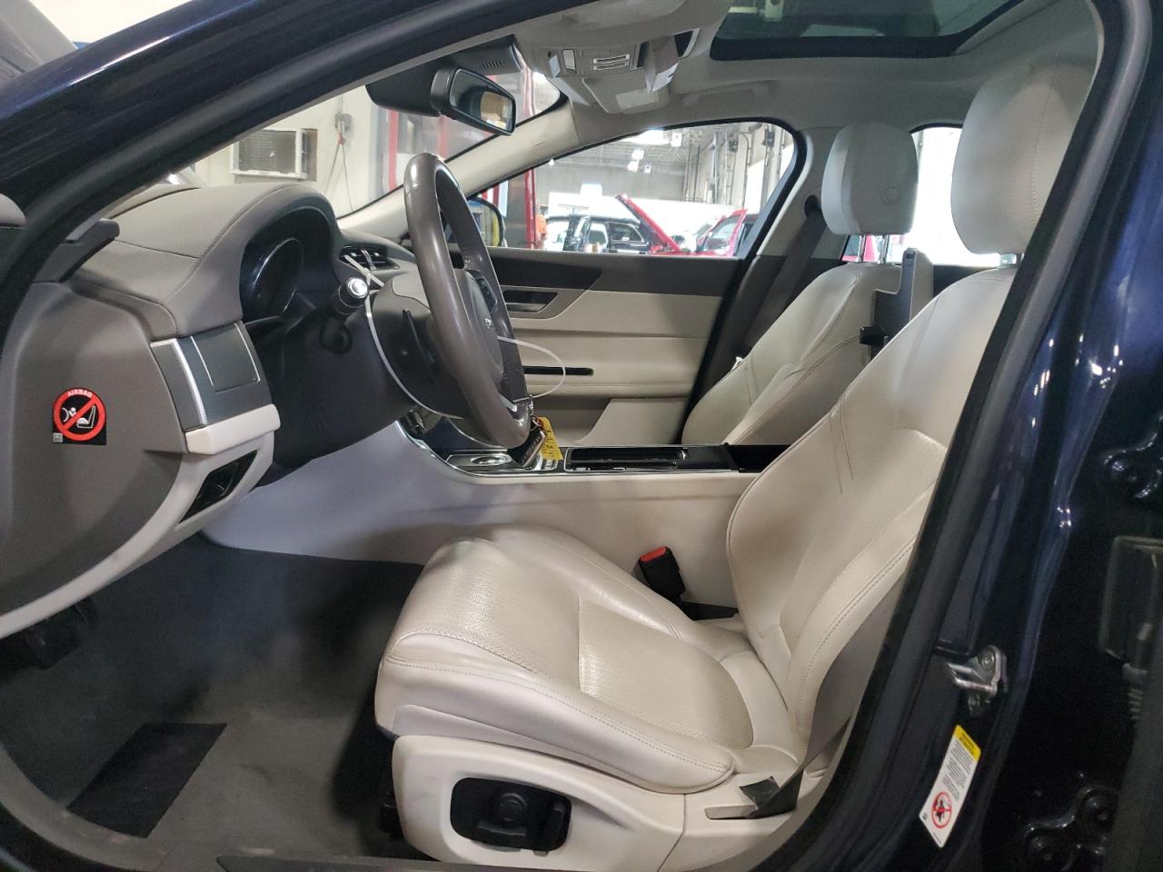 Jaguar XF Prestige