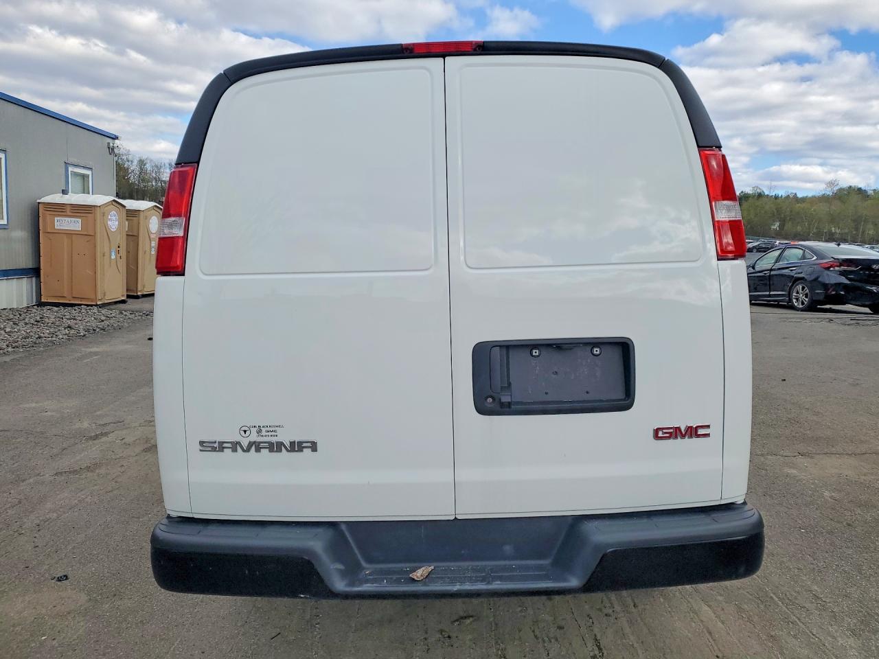 GMC Savana G2500