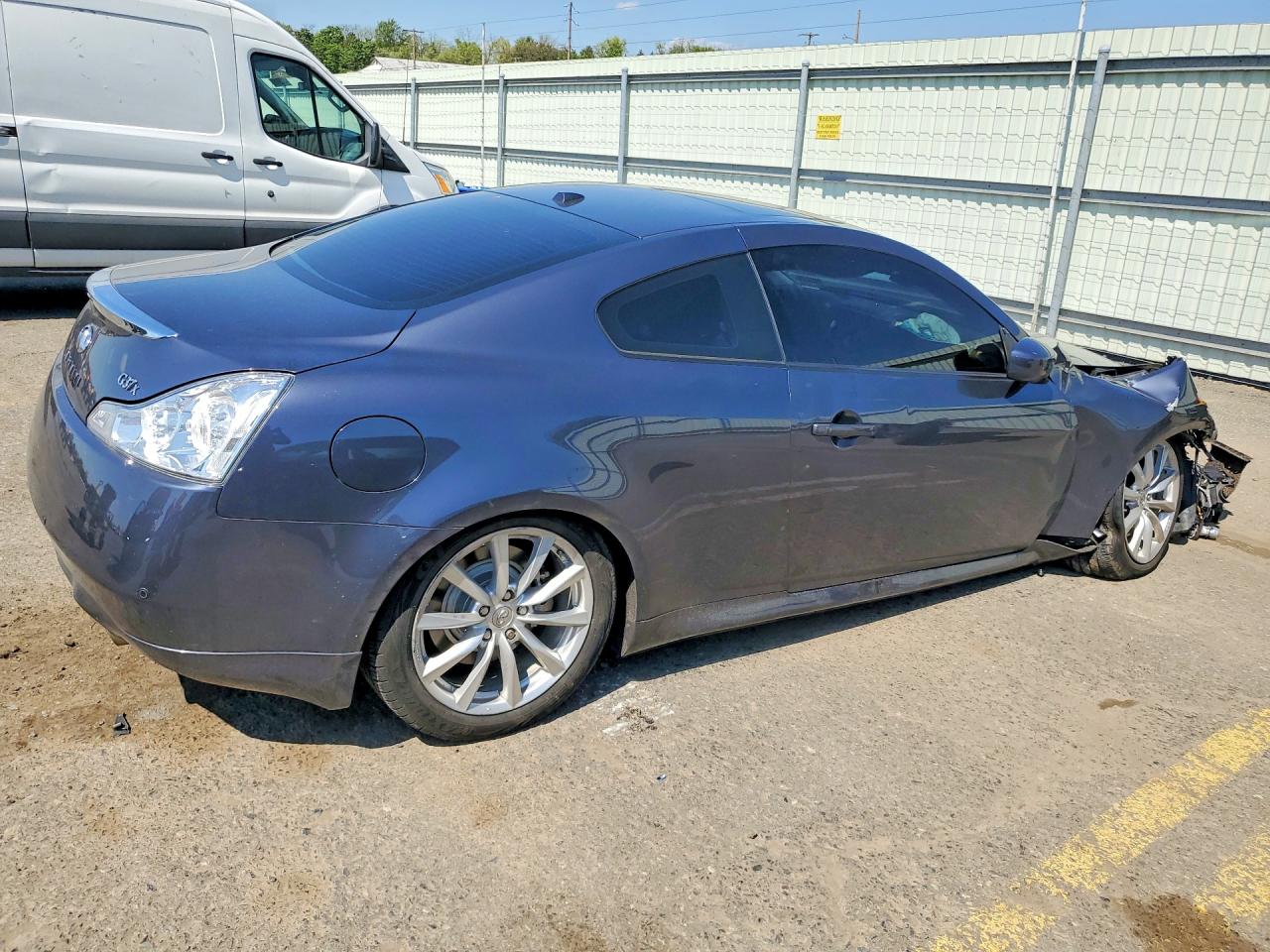 INFINITI G37 Coupe X
